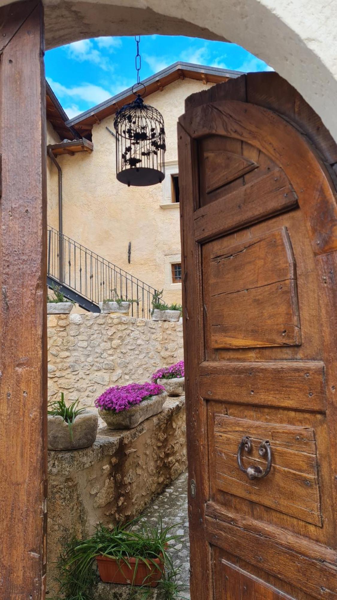 Bed and Breakfast Palazzo Pirro Dimora Storica Acciano Exteriér fotografie